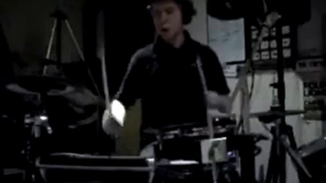 Sub Focus - Rock It - Laurie C - Drum cover смотреть онлайн