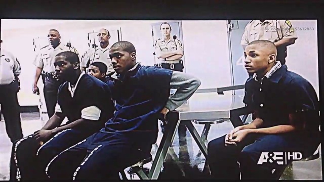 Тупак жив?Парень похожий на Тупака