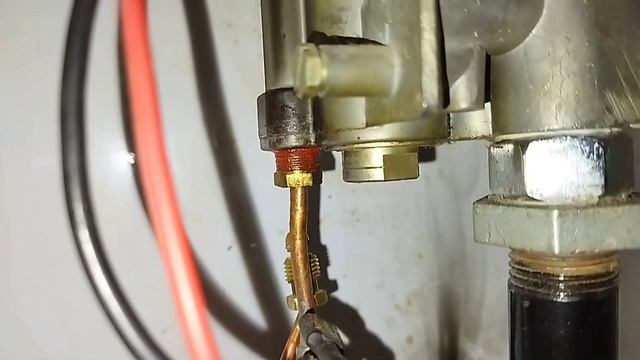 Ремонт котла Данко Eurosit 630 Как проверить термопару, чистка трубок, нарезка резьб, плохой контак смотреть онлайн