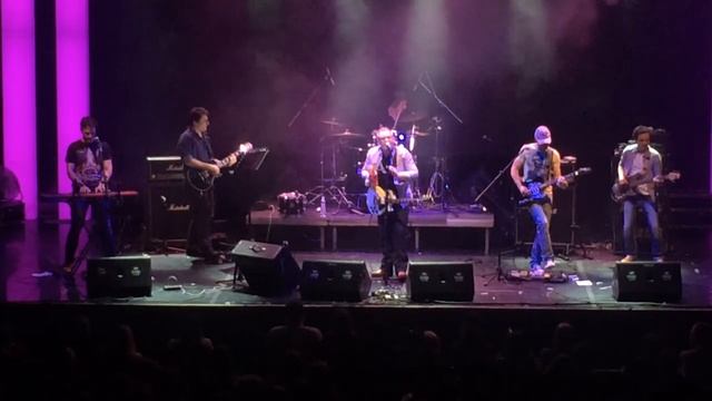 Олег Горшков и группа "Мечтать" – Как ты могла смотреть онлайн