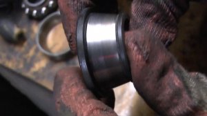 На 300 тыс.км у БМВ Х5 E70 устал передний редуктор - снимаем, ремонтируем