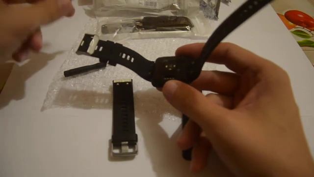 Замена ремешка на Garmin Forerunner 35 смотреть онлайн
