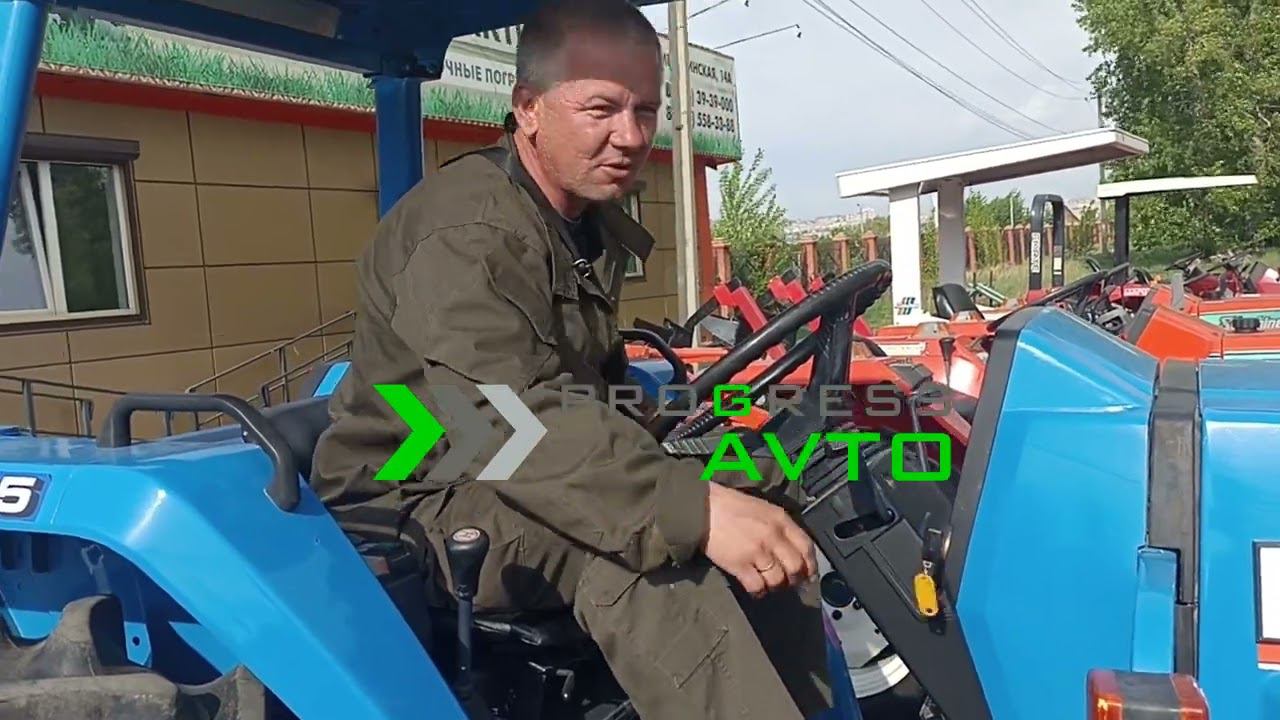 Эмоции человека, который впервые сел за минитрактор P.S: курение вредит вашему здоровью / Улан-Удэ смотреть онлайн