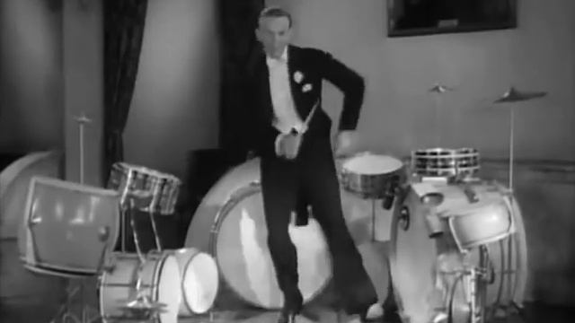 Fred Astaire's Best Scene - A Damsel in Distress смотреть онлайн