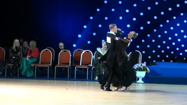 Николаев Михаил - Киреева Ксения, Фокстрот смотреть онлайн