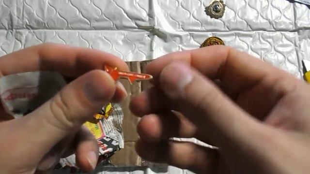 Значки с Лениным, ВЛКСМ, Ударник 9-й пятилетки, Ударник коммунистического труда смотреть онлайн