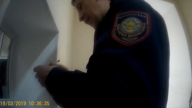 Участковый у канцелярии Адм.суда, занимается допиской в адм.протоколе и сам ставит исходящие номера смотреть онлайн