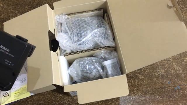 Nikon D5600 DSLR Camera Unboxing and Review | AMTVPro смотреть онлайн