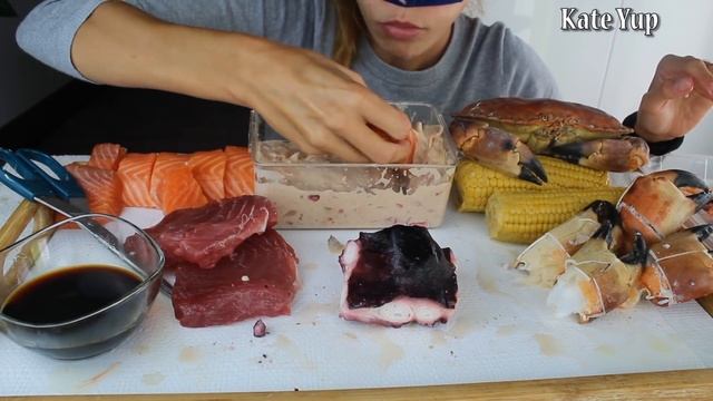 HUGE ASMR - MUKBANG !! SHRIMPS, SALMON, WHOLE OCTOPUS, CORN, CRAB, TUNA, SCALLOPS, CLAMS !!