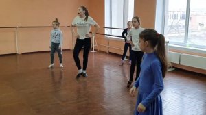 Урок 1 Ча -ча раз два три