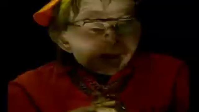Helen Zille aka GodZille is in the Idols house. смотреть онлайн