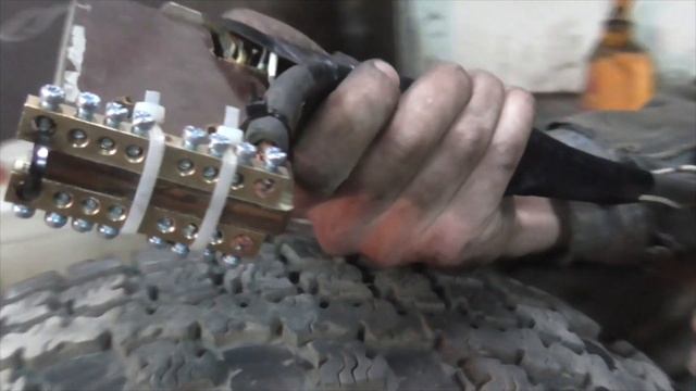 регрувер за 300 рублей ,нарезка протектора шин своими руками смотреть онлайн