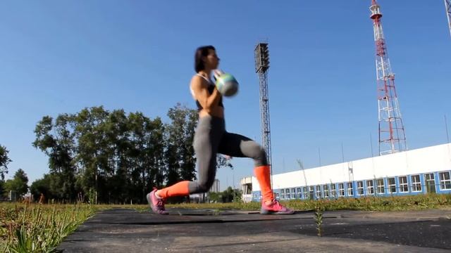 Кардиотренировка с гирей на силу и координацию смотреть онлайн