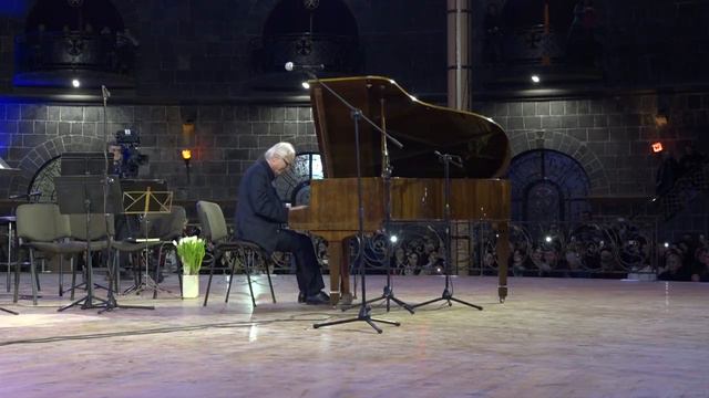 Tigran Mansuryan in Black Citadel in Gyumri смотреть онлайн