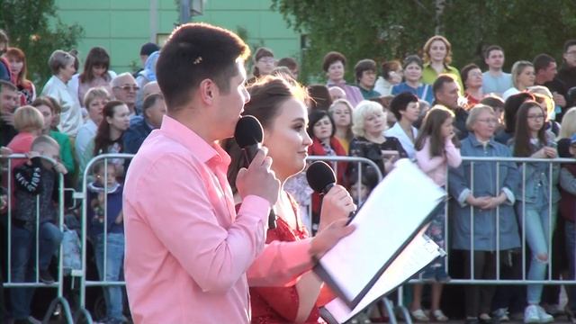 Выпускной бал 2019 на площади смотреть онлайн