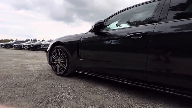 PORSCHE PANAMERA 4.0 TURBO SPORT TURISMO PDK 5d 543 BHP | WALK AROUND EXTERIOR AND INTERIOR смотреть онлайн