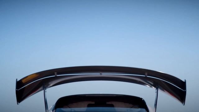 L' auto con 7 MOTORI elettrici - Ford Mustang Mach E 1400 смотреть онлайн