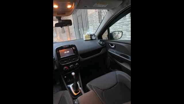 مستعملة للبيع في المغرب Renault clio سيارة смотреть онлайн