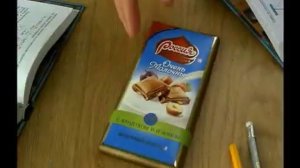 Реклама шоколада "Россия. Щедрая душа. Очень молочный". Елена Чарквиани