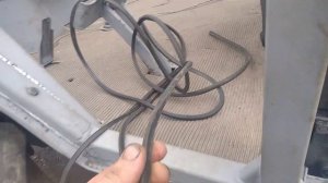 Как вставить лобовое стекло на кабину ЮМЗ. что для этого нужно.