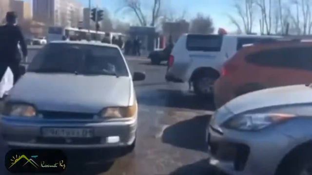 Невесты сбегает со свадьбы. Жомарт и Фатима. Социальный эксперимент во всех городах Казахстана.