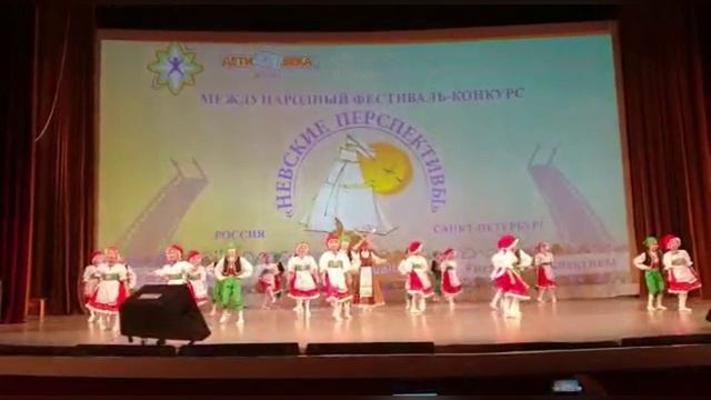 ПОСВЯЩЕНИЕ в Юные музыканты и хореографы или "Как открыть Волшебную шкатулку?". На платформе ZOOM. смотреть онлайн