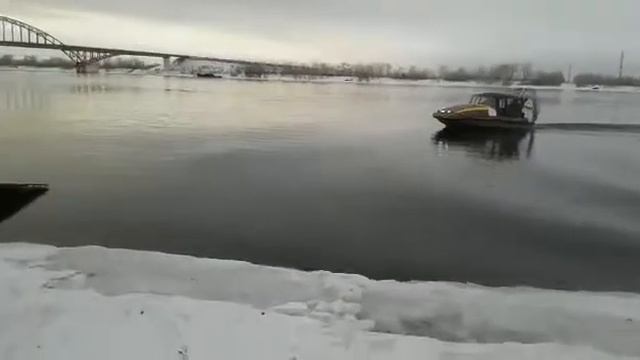 Аэроглиссер погрузка зимой смотреть онлайн