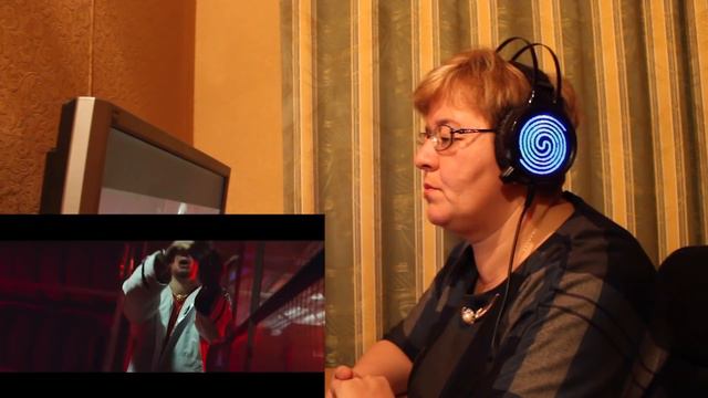 РЕАКЦИЯ МАМЫ НА [Pabl.A — Белый молодой] смотреть онлайн
