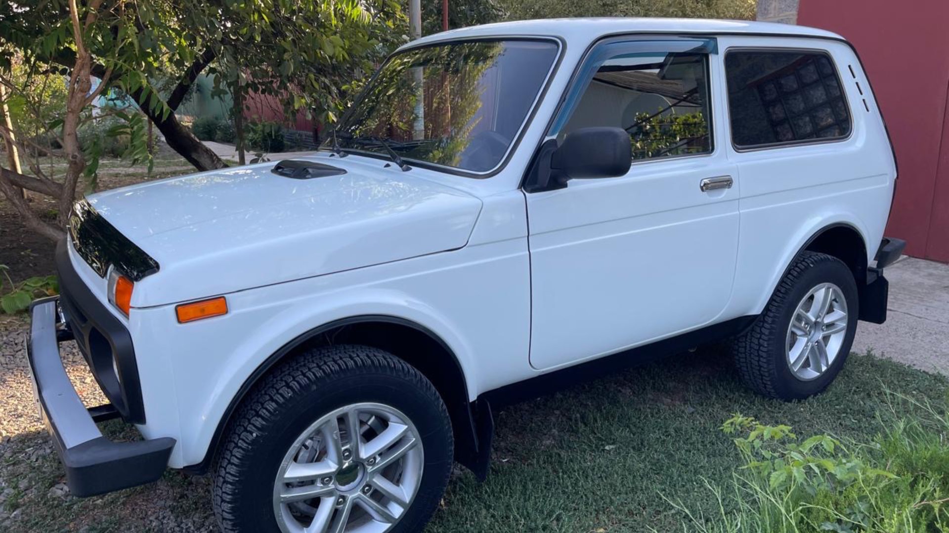 Нива 4х4 2014 год