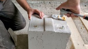 Дюбели для крепления окон в стену из газобетона.