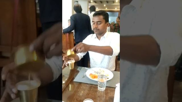 Как пьют кофе а штате Тамилнад в Индии. смотреть онлайн