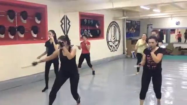 Blade Fit - синтез ножевого боя и фитнеса. Новое направление. Харьков. смотреть онлайн