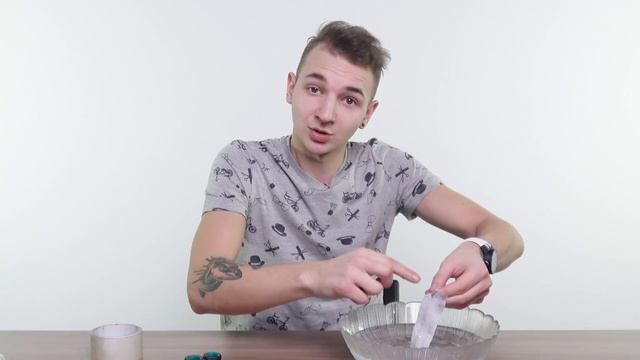 КАК СВОИМИ РУКАМИ СДЕЛАТЬ НАКЛЕЙКУ С НАДПИСЬЮ? DIY! смотреть онлайн