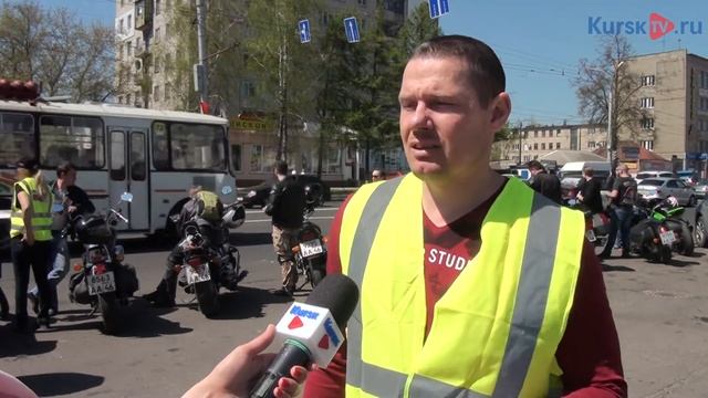 Курские мотоциклисты предложили автомобилистам дружбу смотреть онлайн