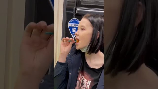 ЧТО ЭТО БЫЛО 😳// inst: viyan_st 🙏// #тренды #юмор #треш #метро смотреть онлайн