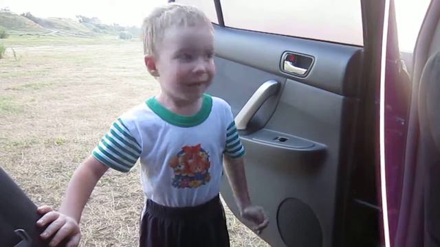 чихает ^^ смотреть онлайн