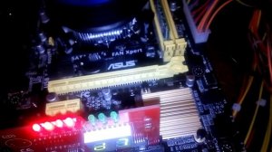 Asus h81m-c не стартует