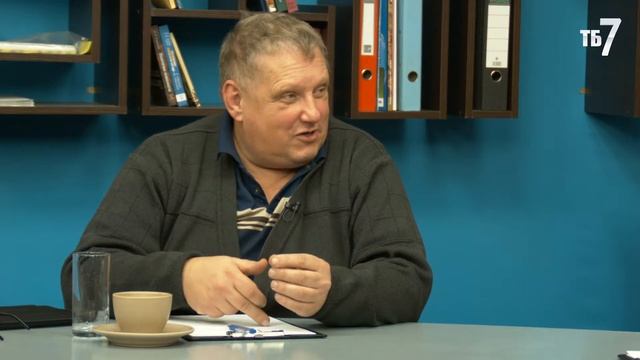 "Політична кухня" з Сергієм Кравченком та Костянтином Малеєвим. смотреть онлайн