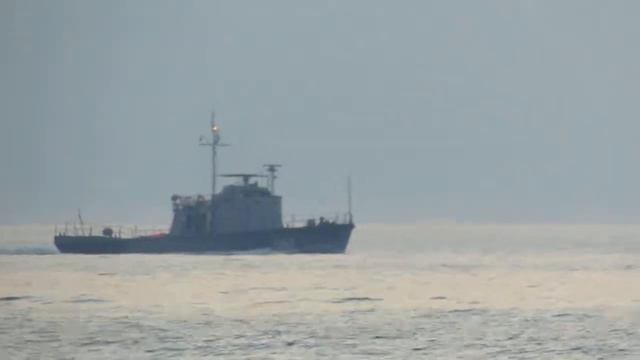 Буксирчик счастья заключил пари- успеть до солнца: раз, два, три. смотреть онлайн