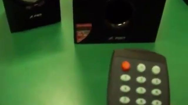 Обзор колонок для 'домашки' F&D A555U смотреть онлайн