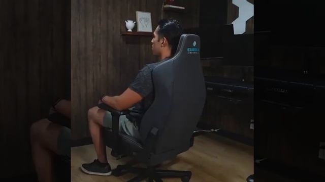 Eureka (ERK-GC08-BU) - Professional Ergonomic Gaming Chair ( Endorsed by CALL of DUTY Gaming Team) смотреть онлайн
