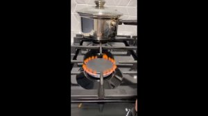 Причины жёлтого огня на плите или панели.