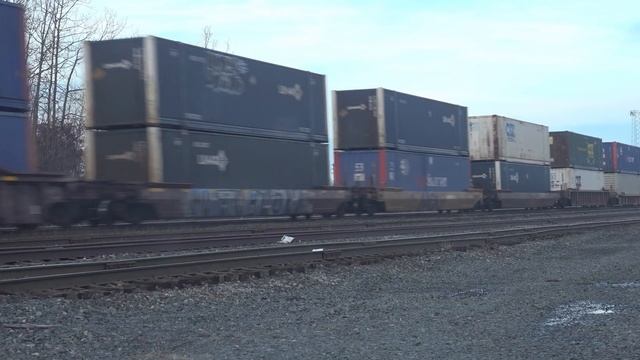 A CSX Train Went By Then Surprise! Lots of Cool DPU Alright's In This Video! Big CSX Freight Train! смотреть онлайн