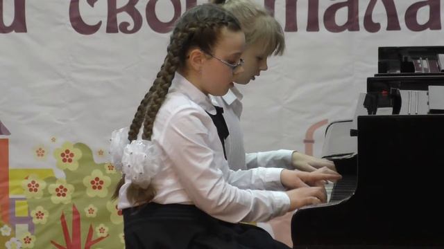 Степанищева Мария и Винокурова Дарья. А Аренский Фуга "Журавель" смотреть онлайн