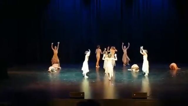 "С первого вздоха" исп. Ведущий творческий коллектив города Москвы Хореографическая студия "Виртус" смотреть онлайн