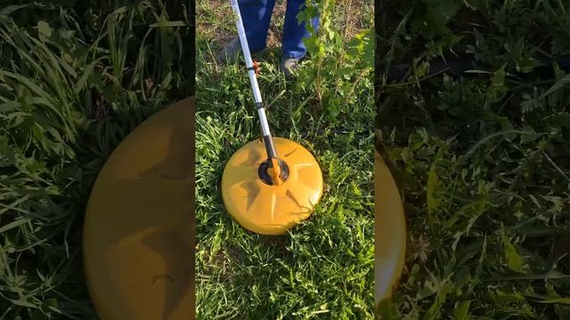 Боремся с сорняками. Аппарат отличный. Гербицид Ураган Форте. смотреть онлайн