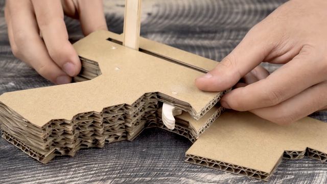 How To Make Cardboard Gun That Shoots | Taran Tactical AR-15 смотреть онлайн