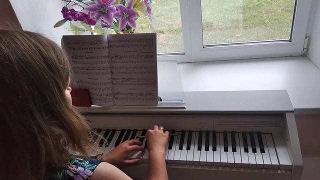 Лонгшамп-Друшкевичова "Народная песенка". Разбор произведения смотреть онлайн