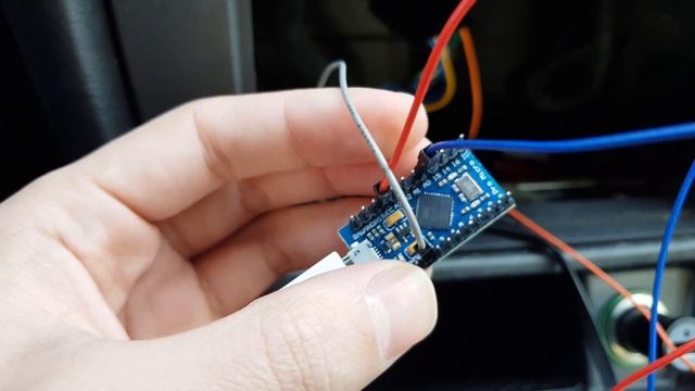 how to: interface steering wheel controls with an arduino (stepped resistor) смотреть онлайн