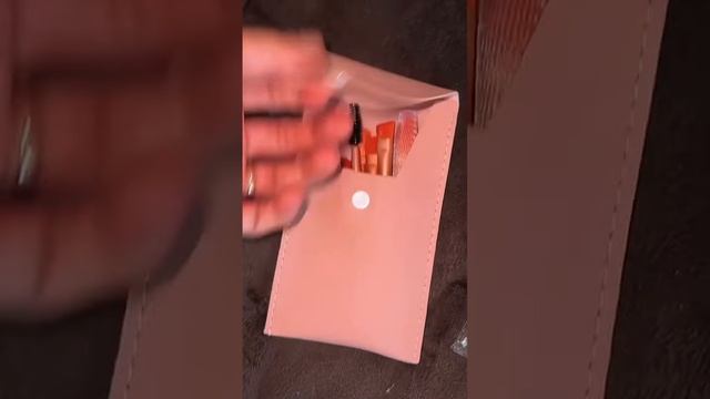 БЮДЖЕТНЫЕ КИСТИ И СПОНЖИ ДЛЯ МАКИЯЖА #shorts смотреть онлайн